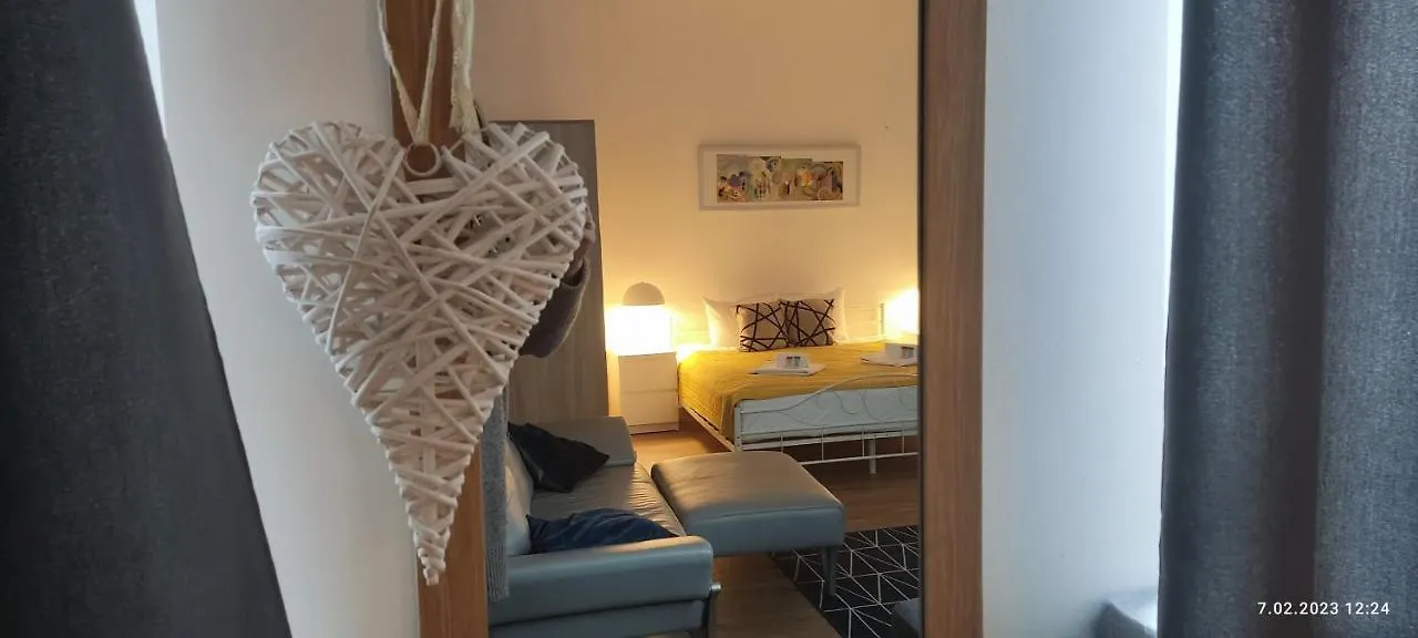 Be My Guest - Marszalkowska Studio - Center Of Warsaw Subway Wi-Fi Breakfast 0*,